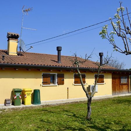 A Casa Di Amici Vidor Exterior foto