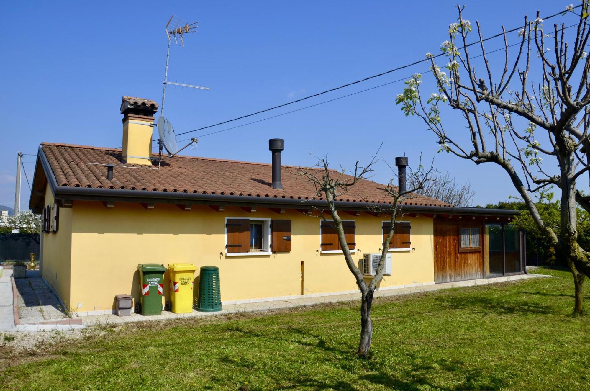 A Casa Di Amici Vidor Exterior foto